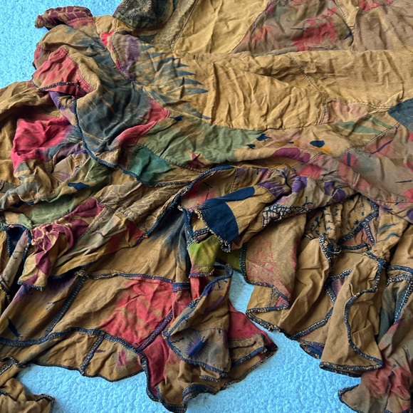 Peaceful people skirt - Picture 3 of 5